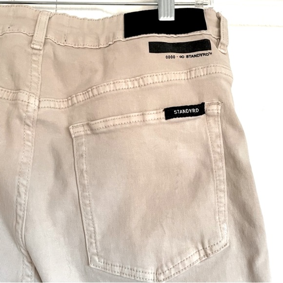 NWOT Men’s Standard Cream Pants - 32 Inch Waist - Picture 4 of 8